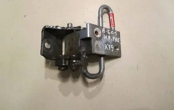 Audi A6 S6 C5 4B Front door upper hinge 4B0833411E