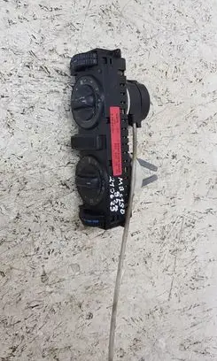 Mercedes-Benz C W202 Climate control unit 2028300985