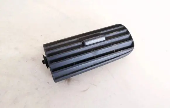 Honda Civic Dash center air vent grill