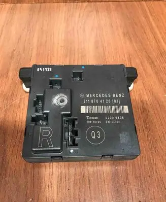 Mercedes-Benz E W211 Comfort/convenience module 2118704126 00006806