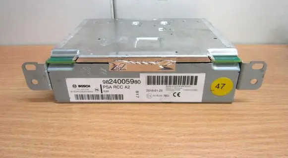 Citroen DS7 Crossback Radio/CD/DVD/GPS head unit 9824005980
