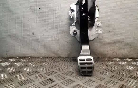Skoda Octavia Mk2 (1Z) Brake pedal 1K2721057AP