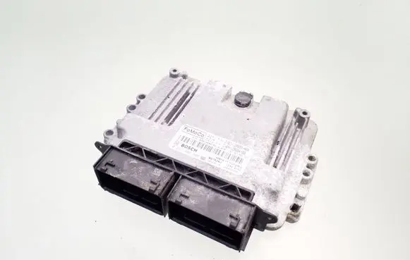 Ford Focus Engine control unit/module CV6112A650ARA CV6A12B684BB 0261S08808