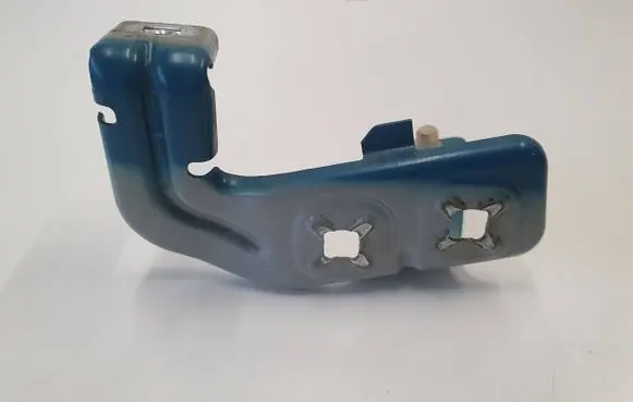 BMW 4 F32 F33 Fender mounting bracket 7255821