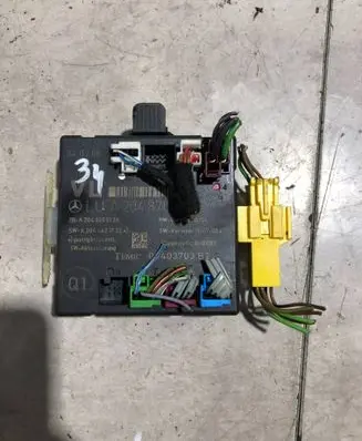 Mercedes-Benz C W204 Door control unit/module A2048701826