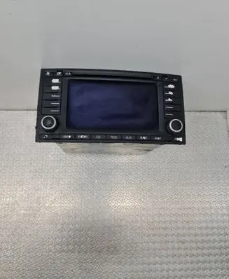 Volkswagen Touareg I Radio/CD/DVD/GPS head unit 7L6035191C 7612002022