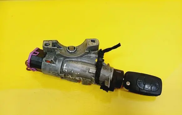 Audi A3 S3 8L Ignition lock 4B0905851C