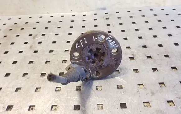Skoda Fabia Mk2 (5J) Stub axle 