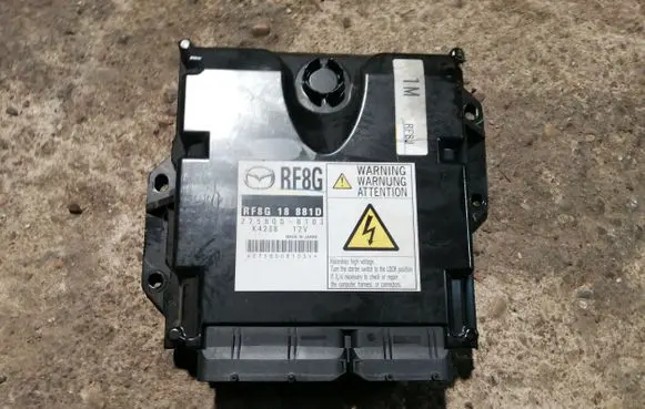 Mazda 6 Engine control unit/module RF8G18881D