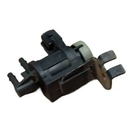 Audi A4 S4 B5 8D Turbo solenoid valve 1j0906283a