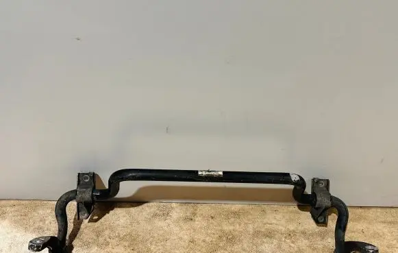 Mercedes-Benz C AMG W205 Front anti-roll bar/sway bar A2053230465