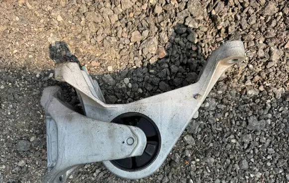 Nissan Ariya Engine mount bracket EGF