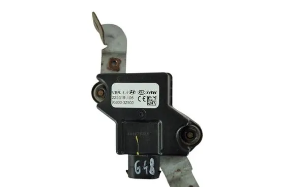Hyundai i40 Tire pressure sensor 95800-3z500
