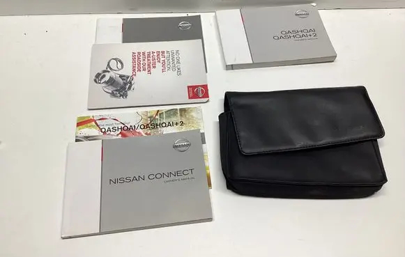 Nissan Qashqai Owners service history hand book 