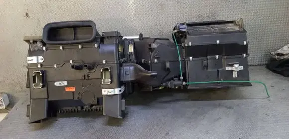 Mercedes-Benz E W210 Interior heater climate box assembly 9449350017