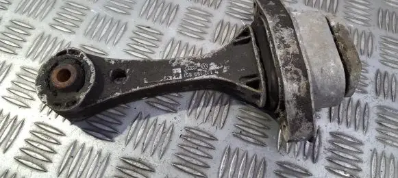 Volkswagen Golf IV Engine mount bracket 1j0199851