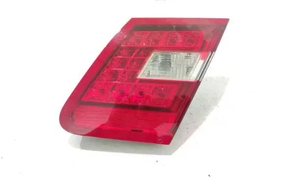 Mercedes-Benz E W212 Tailgate rear/tail lights A2128200864