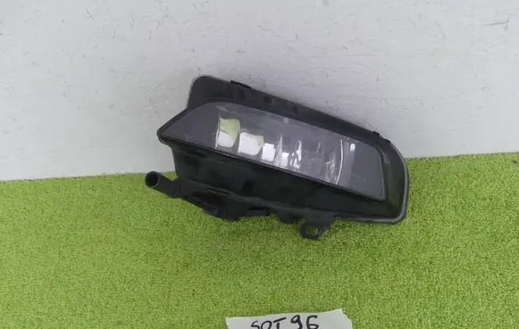 Audi A3 S3 8V Front fog light 8V0941699D