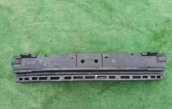 Jeep Grand Cherokee Front bumper foam support bar 68164036AA 60586 M166122