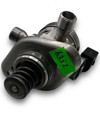Mercedes-Benz A W176 Central body control module A2820700001