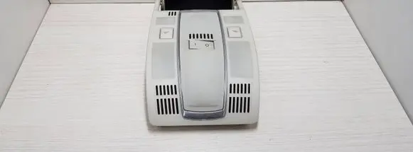 Audi A6 S6 C6 4F Front seat light 4F0947136J