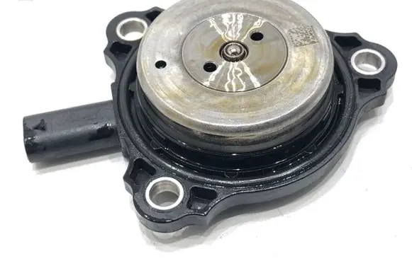 Nissan Qashqai J12 Camshaft position sensor 2379691C0N