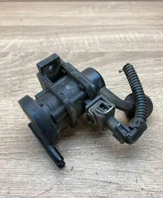 Opel Astra F Turbo solenoid valve 09158200