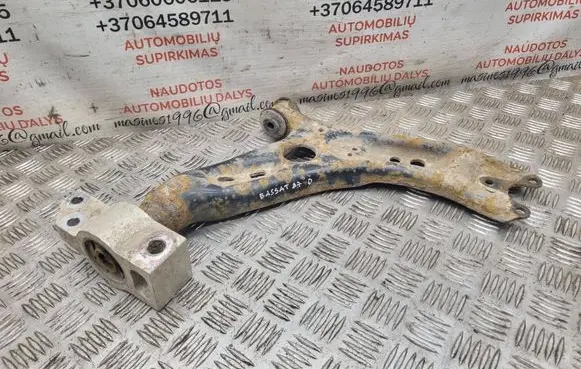 Volkswagen PASSAT B7 Front lower control arm/wishbone 