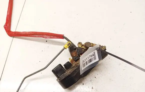 Dodge Magnum Front door lock 