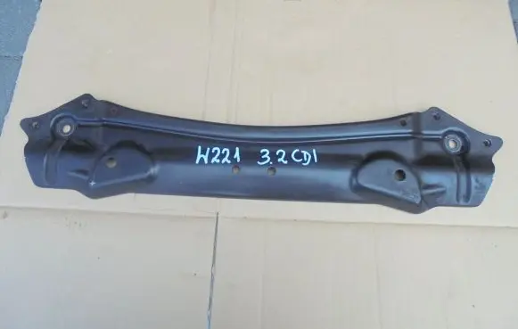 Mercedes-Benz S W221 Engine mount bracket 7368597654