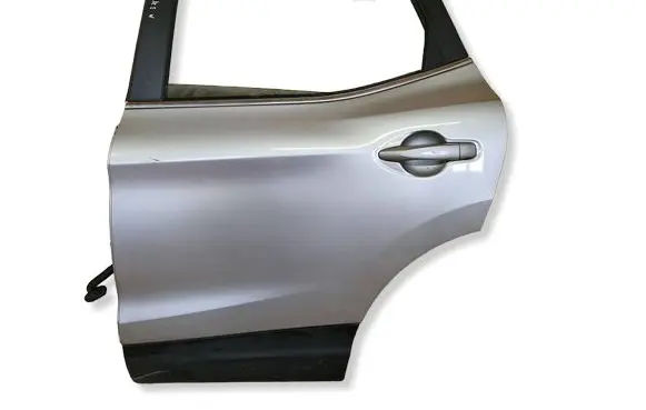 Nissan Qashqai Rear door 