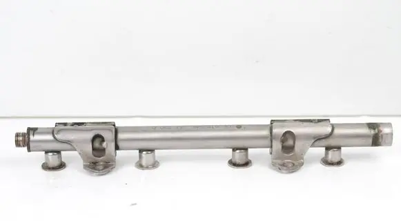 Volkswagen PASSAT B8 Fuel main line pipe 04E133320D 1612331025