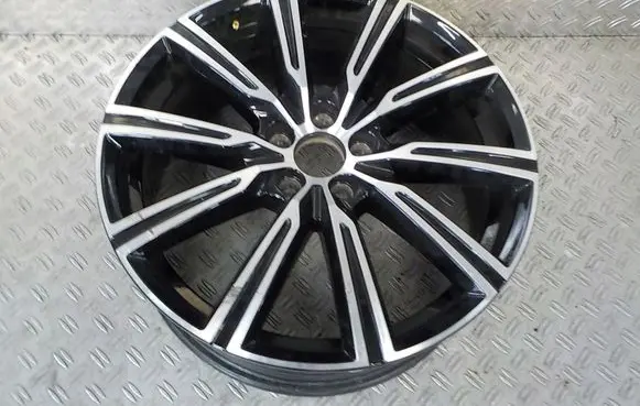 R19 alloy rim