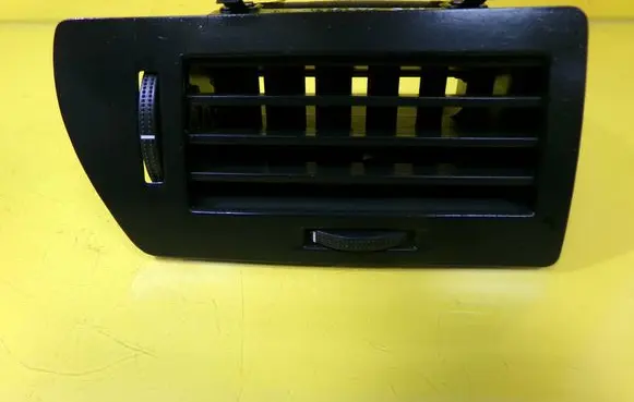 Opel Astra H Dashboard side air vent grill/cover trim 13228917