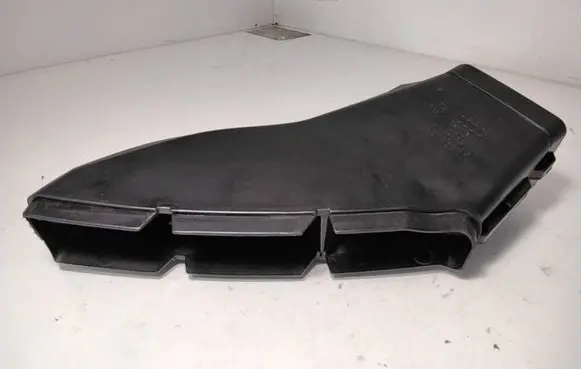 Audi A6 S6 C6 4F Air intake hose/pipe 4F0129618J
