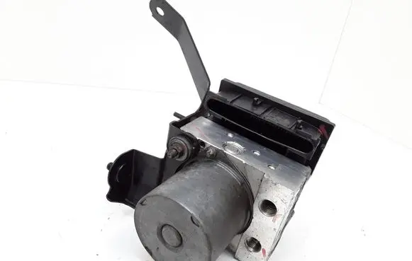 Toyota Corolla Verso AR10 ABS Pump