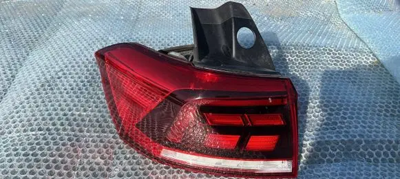 Volkswagen PASSAT B8 Rear/tail lights 3G9945095F