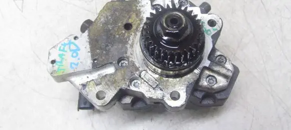 Renault Trafic II (X83) Fuel injection high pressure pump 0445010099