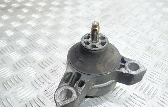 Ford Focus Engine mount bracket 98AB6038
