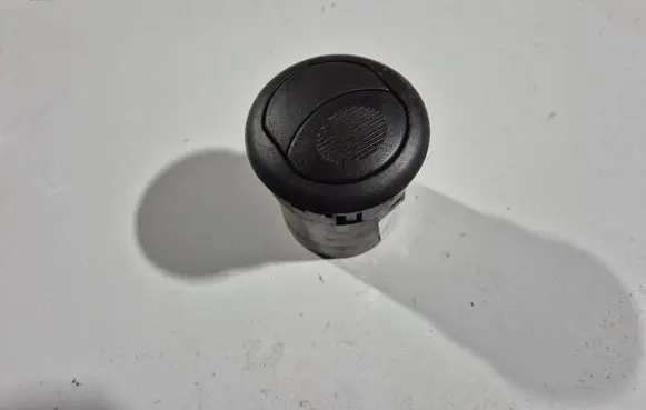 Fiat Doblo Dash center air vent grill 225363