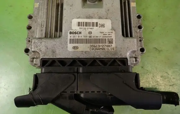 KIA Carens III Engine control unit/module ECU