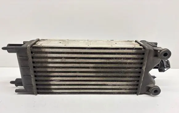 Peugeot 508 Intercooler radiator 9684946380 992559OB0913R 1300095463