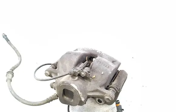 Mercedes-Benz C W204 Front brake caliper