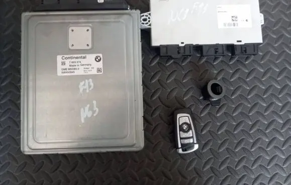 BMW 6 F12 F13 Engine control unit/module 7633374 9268749