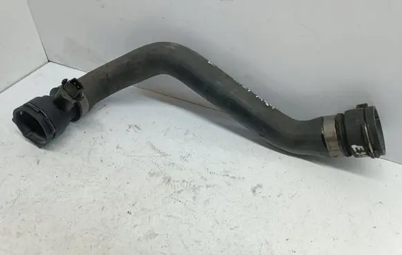 BMW 5 E39 Engine coolant pipe/hose 1705224 11531705224