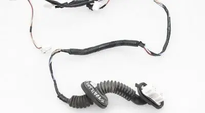 Toyota Avensis T270 Rear door wiring loom 8215305260