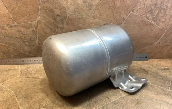 Mercedes-Benz ML W166 Air suspension tank/reservoir A1663200115