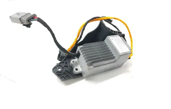Citroen C4 II Picasso Voltage converter inverter 9805576080 B217110