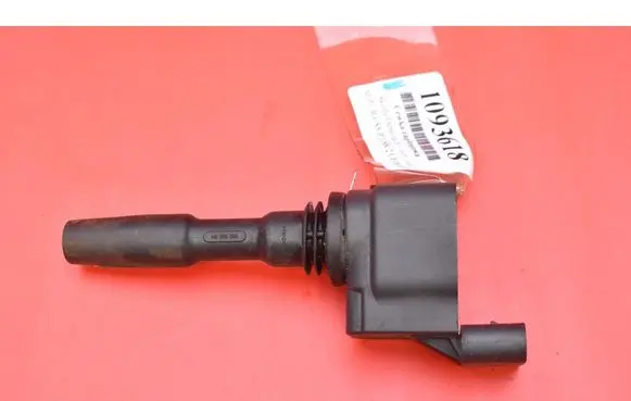 Skoda Octavia Mk3 (5E) High voltage ignition coil 05E905110