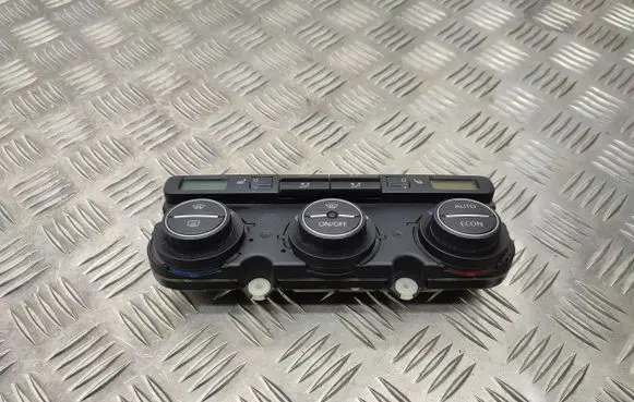 Volkswagen PASSAT B6 Climate control unit